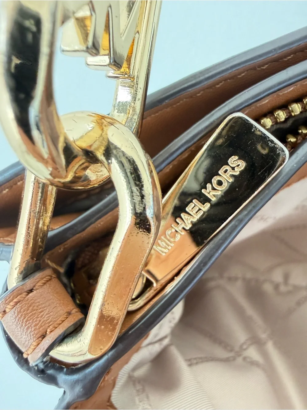 Michael Kors Trisha Medium Triple Compartment Crossbody Bag